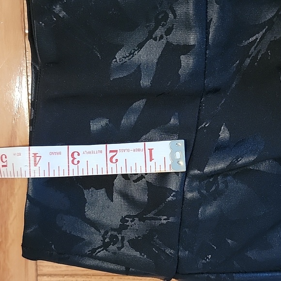 Soft Surroundings Pull-on Printed Pants - Picture 8 of 13